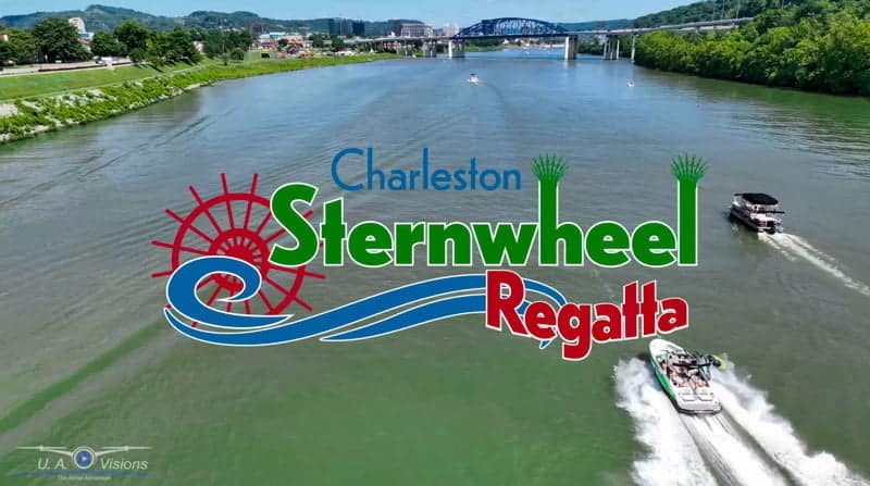 Speedboats racing on Kanawha River during Charleston Sternwheel Regatta