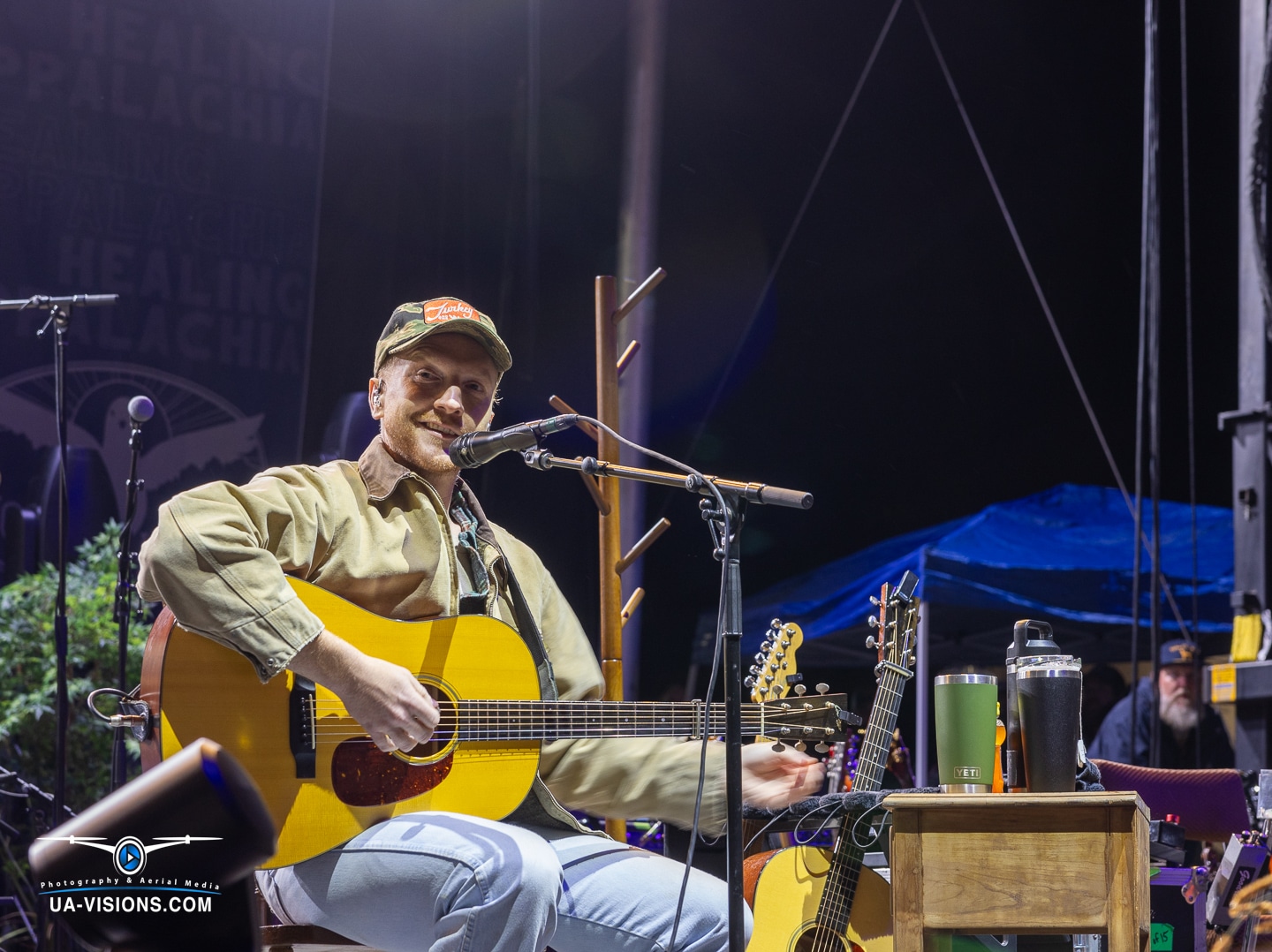 Tyler Childers captures the audience with a soulful guitar performance at Healing Appalachia.